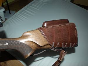 Kožená botka na pušku so zvýšenou lícnicou Zubiček 2